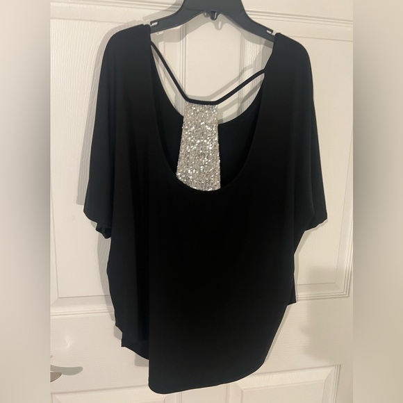 Venus black blouse with silver sequence in the  back . - Picture 2 of 3